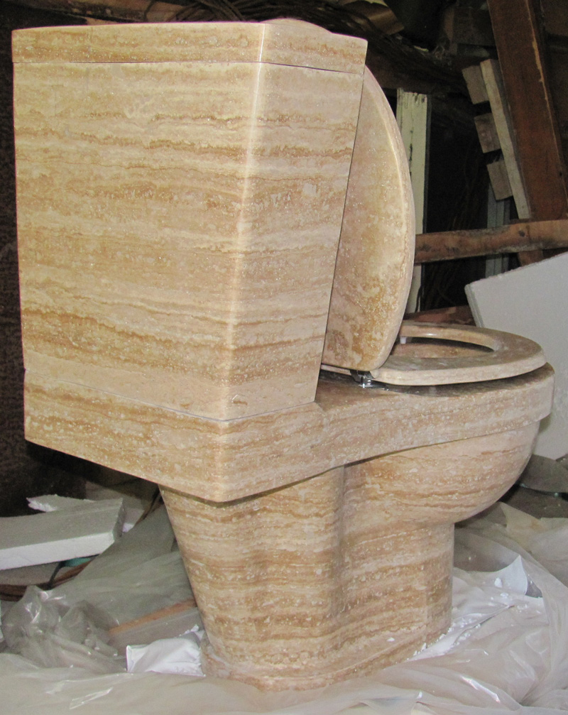 Toilettenschüssel aus Naturstein