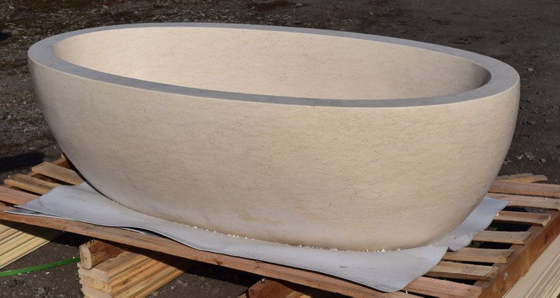 cream marble bathtub