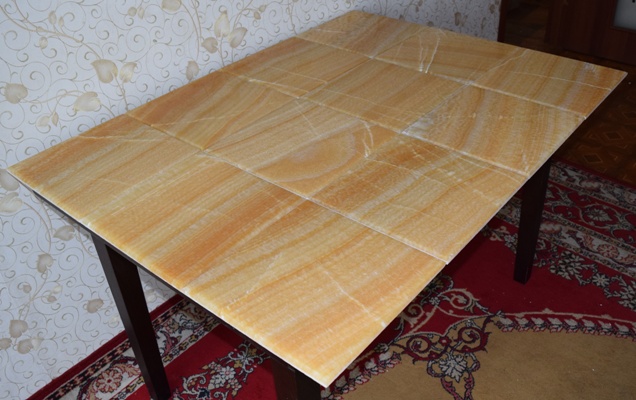wall honey onyx tile with bevelling